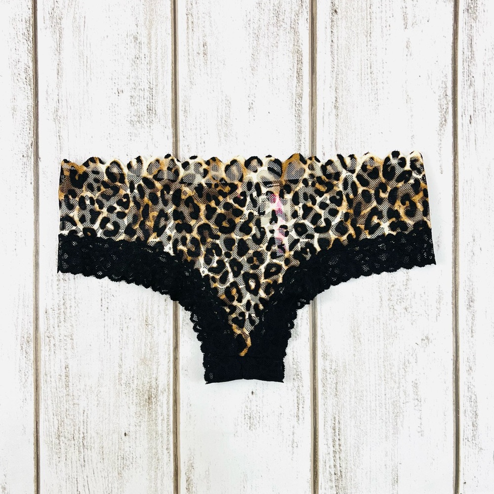 VS PINK Extra Low Rise Cheekster Medium Retired Rare Style Leopard Lace